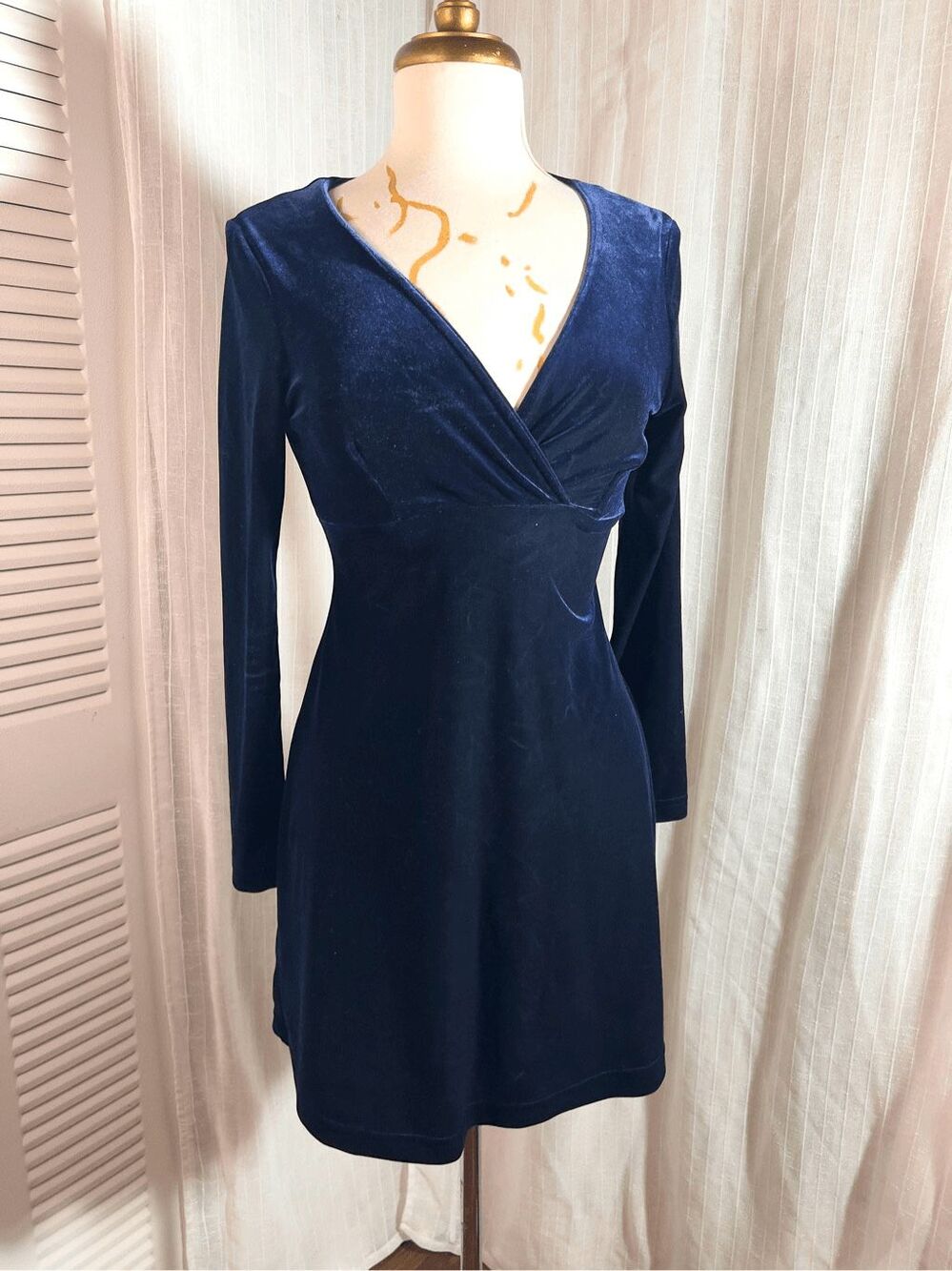 Maurice’s Dress Size M Vintage 90’s Velvet Old Money Dark Academia Mini Dress